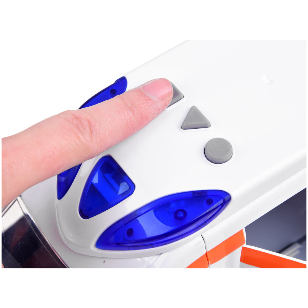 pol_pl_Ambulans-nosze-autko-Karetka-z-dzwiekiem-ZA3835-17040_7