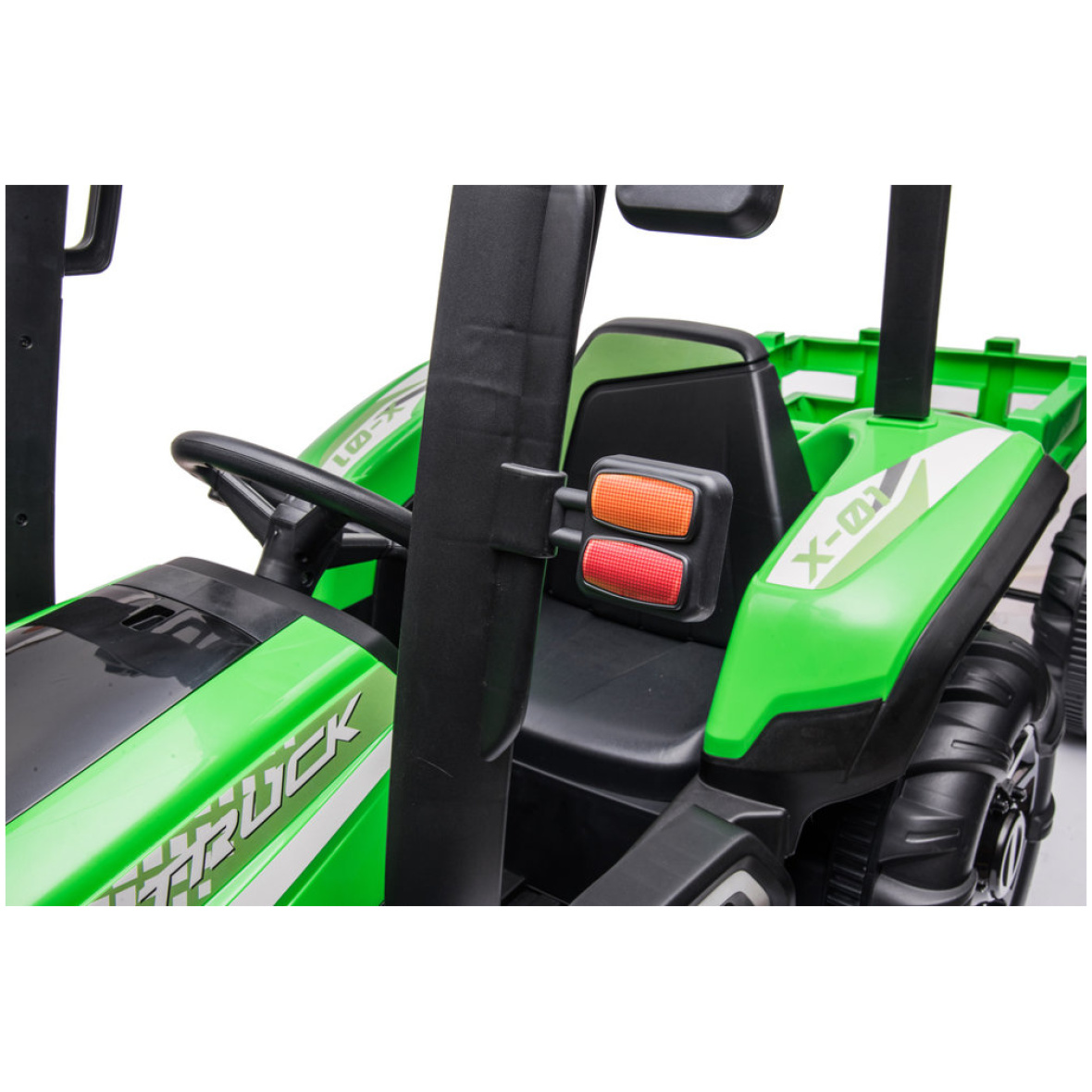 pol_pl_Traktor-Na-Akumulator-BLT-206-Zielony-9783_2