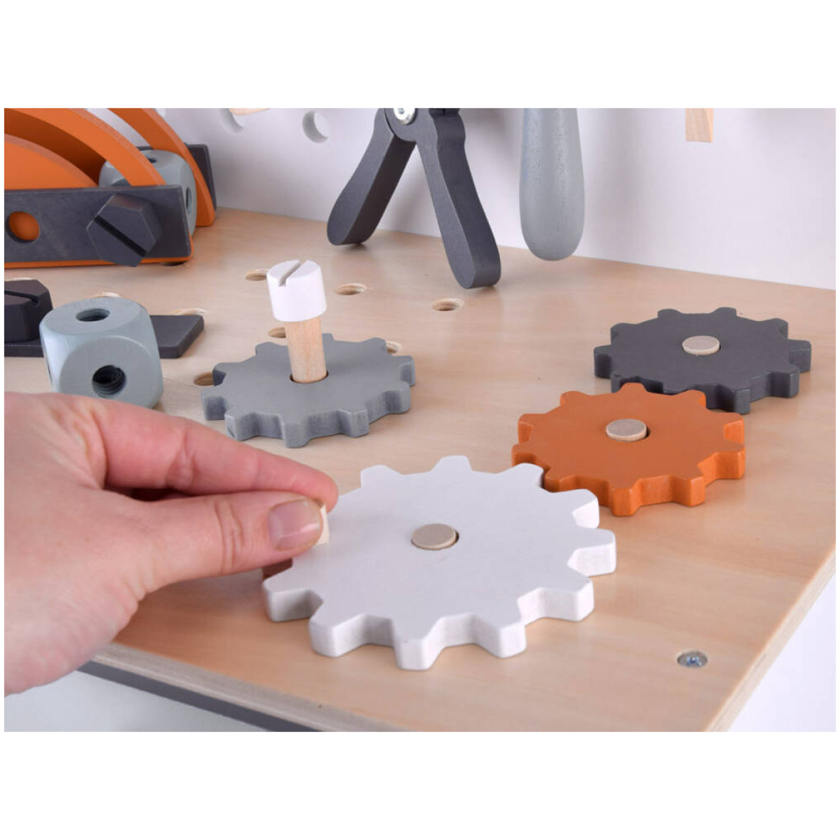 pol_pl_Duzy-warsztat-drewniany-narzedzia-i-skrzynka-dla-majsterkowicza-ZA4836-20137_8