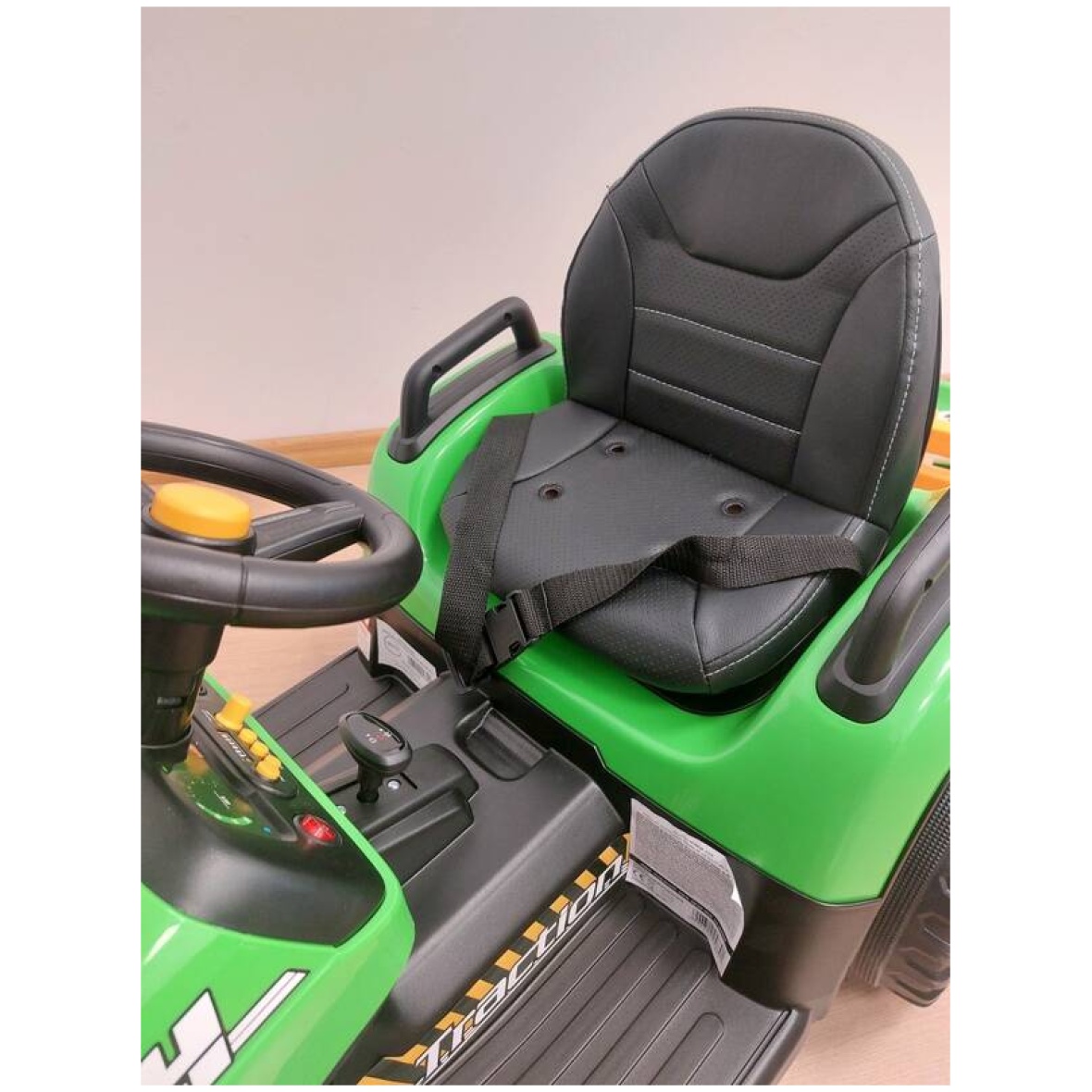 pol_pl_TRAKTOR-NA-AKUMULATOR-BBH-030-TRAKTOR-z-PRZYCZEPA-12V-EVA-ZIELONY-28335_2