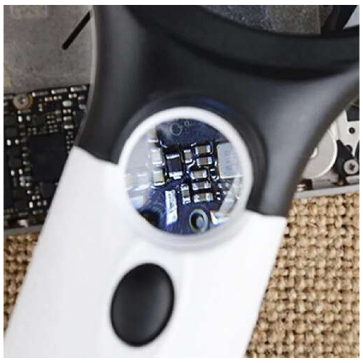 pol_pl_Lupa-z-podswietleniem-LED-Izoxis-22670-17215_2