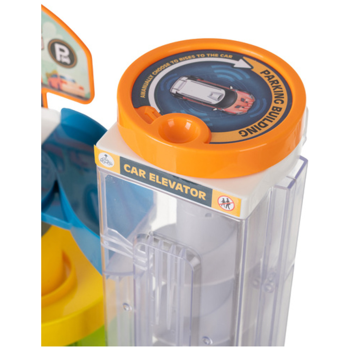 pol_pl_Parking-garaz-samochodowy-z-winda-26606-18630_7