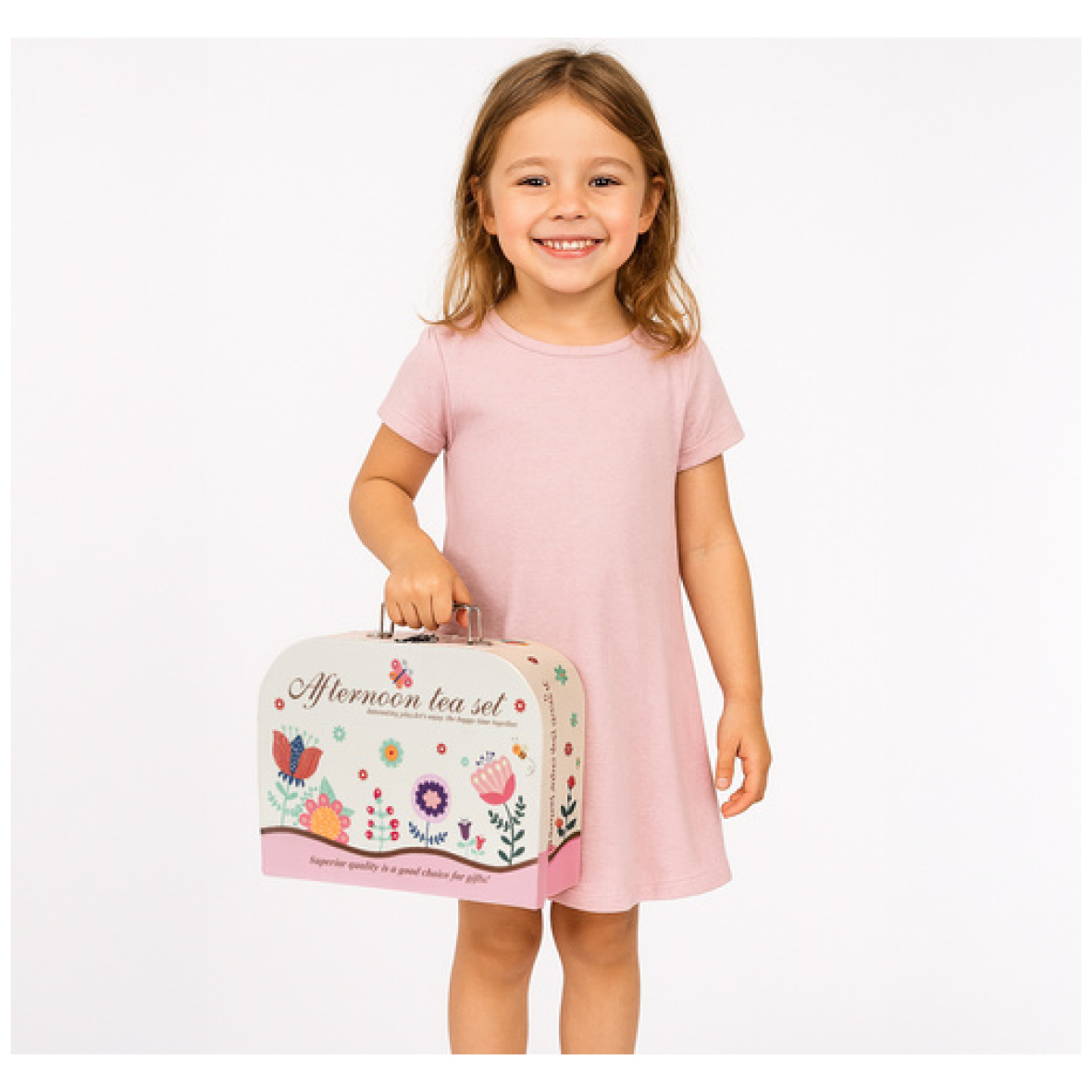 pol_pl_Zestaw-do-herbaty-dla-dzieci-w-walizce-26367-18347_1