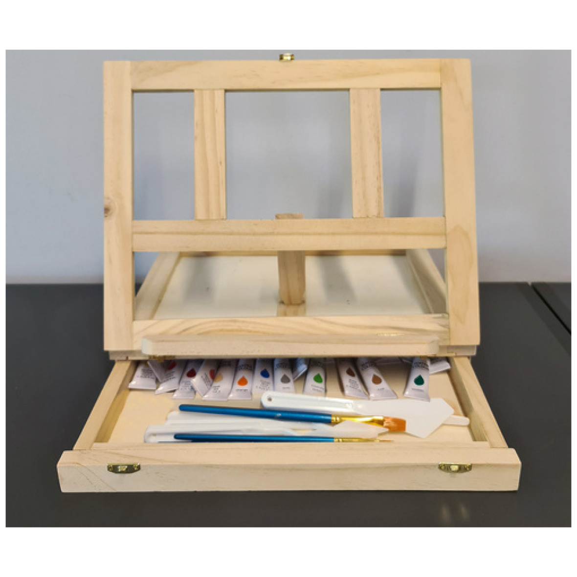 pol_pl_Zestaw-do-malowania-w-walizce-45szt-Maaleo-23863-18044_2