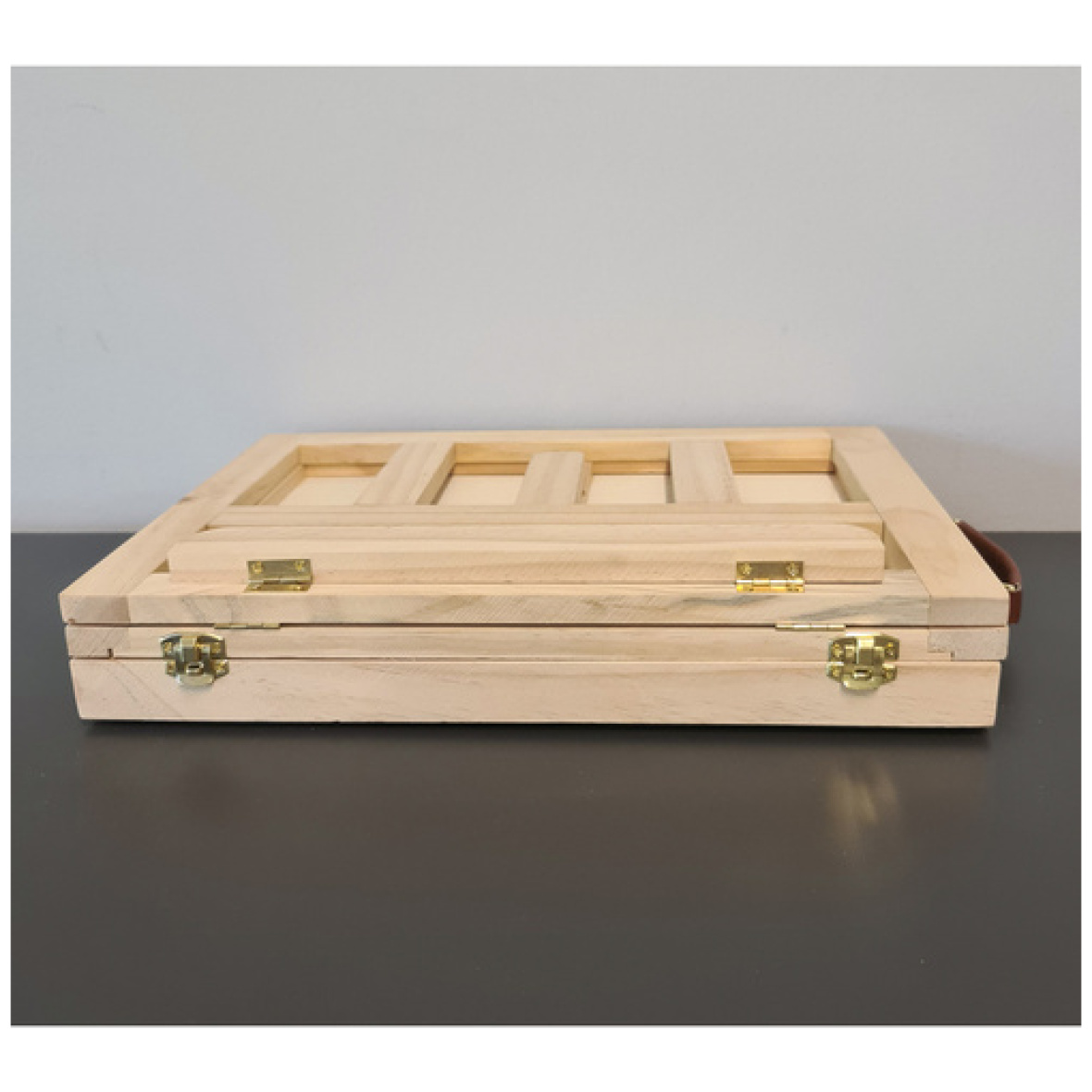 pol_pl_Zestaw-do-malowania-w-walizce-45szt-Maaleo-23863-18044_3