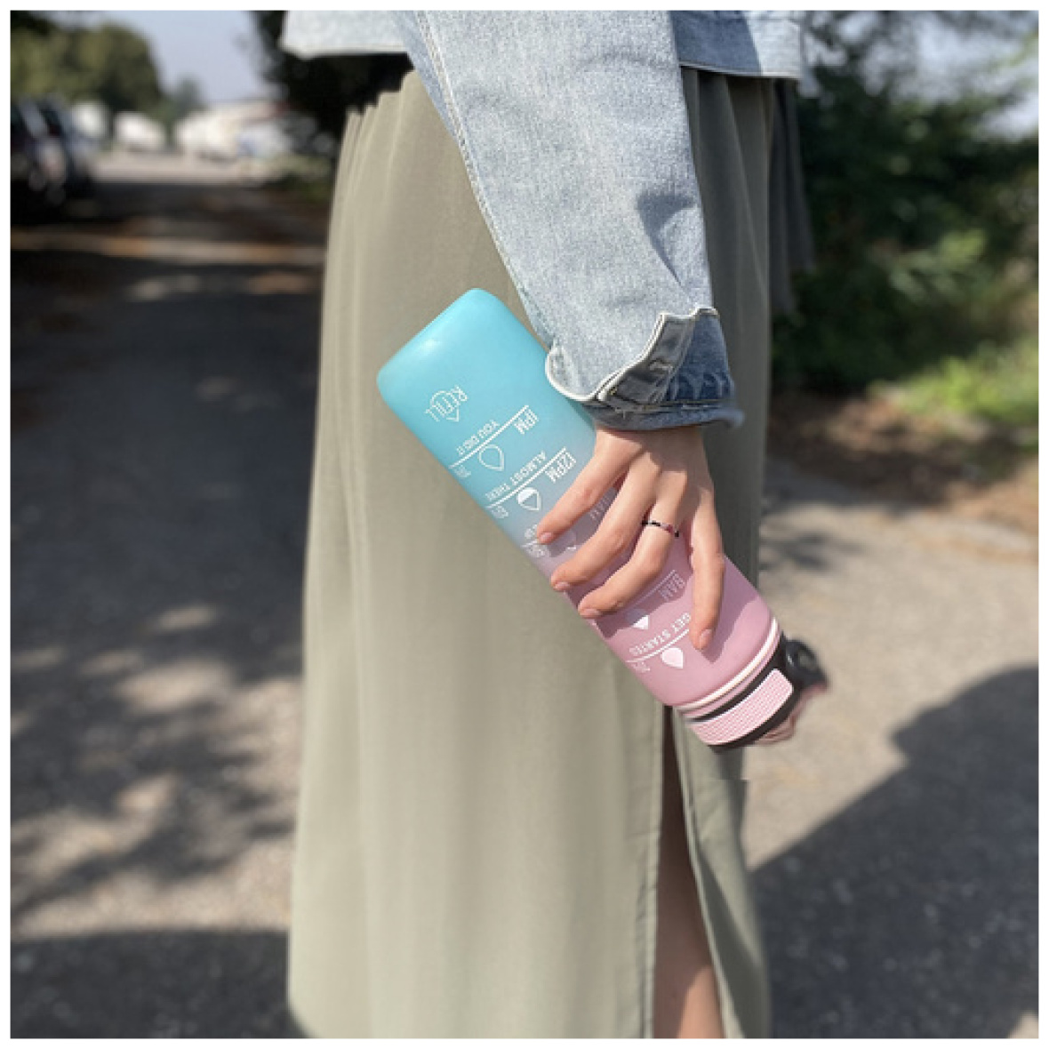 pol_pl_Butelka-bidon-na-wode-1L-Trizand-24497-17883_10