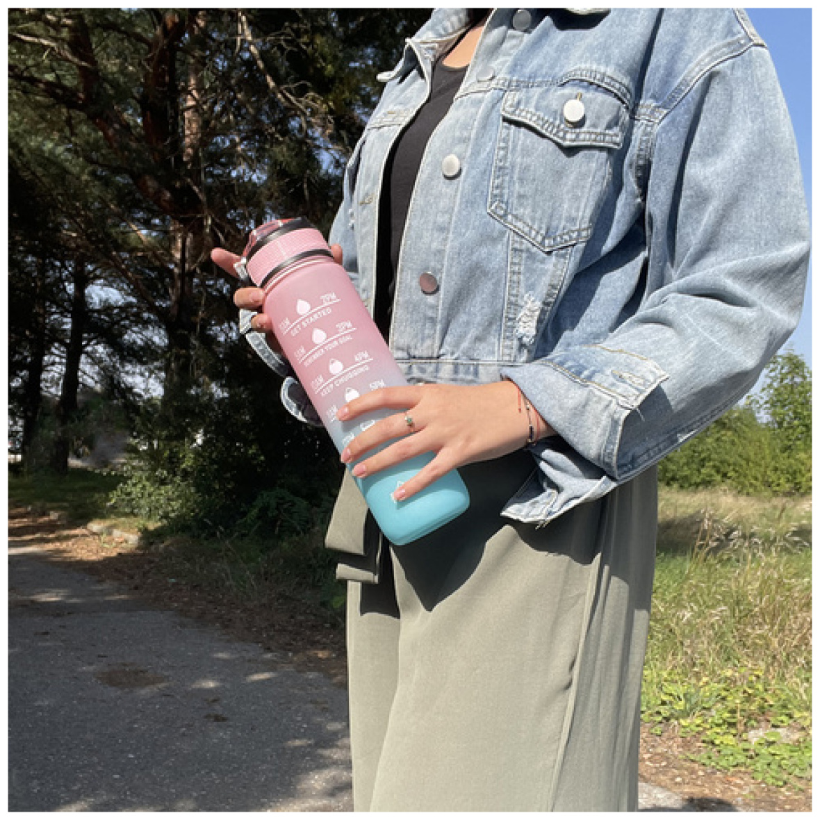 pol_pl_Butelka-bidon-na-wode-1L-Trizand-24497-17883_12