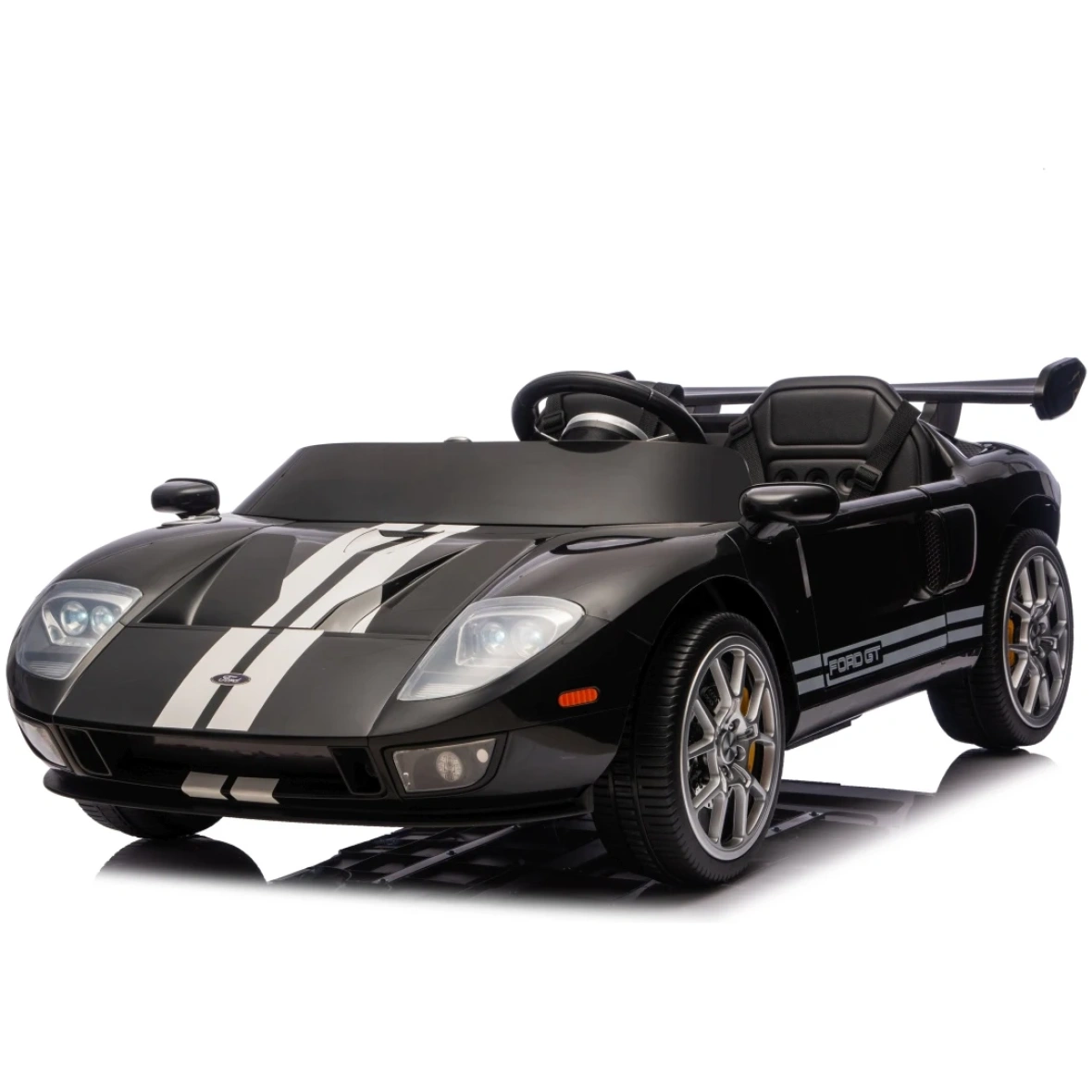 Kahekohaline elektriauto Ford GT 24v must